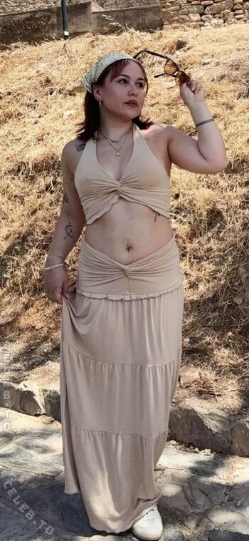 Laurassoberlife leaked private photo uncensored HD quality