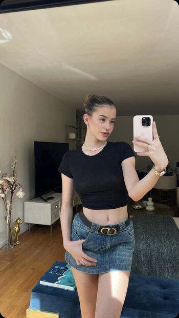 Lea elui page leaked private photo uncensored HD quality