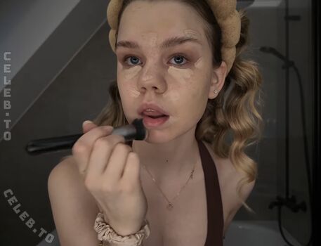 Lea peach leaked private photo uncensored HD quality