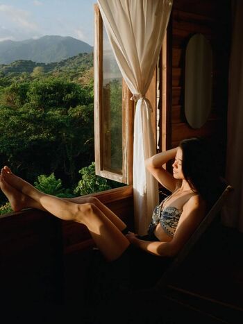 Leah lewis leaked private photo uncensored HD quality