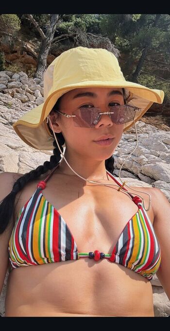 Leah lewis leaked private photo uncensored HD quality