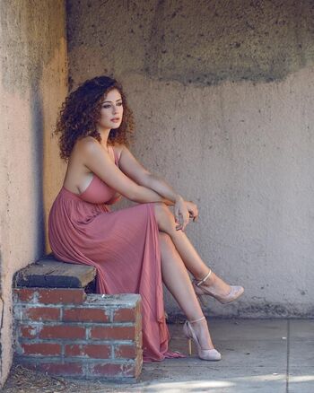 Leila lowfire page leaked private photo uncensored HD quality
