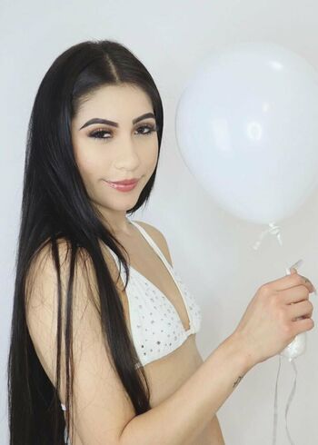 Lifebeingdest page leaked private photo uncensored HD quality