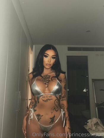 Lily mccoy page leaked private photo uncensored HD quality