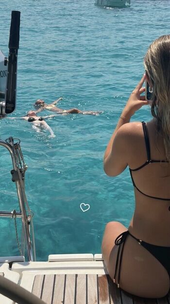 Lily rowland page leaked private photo uncensored HD quality