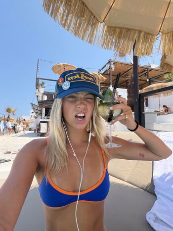 Lily rowland page leaked private photo uncensored HD quality