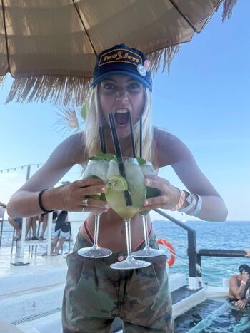 Lily rowland page leaked private photo uncensored HD quality