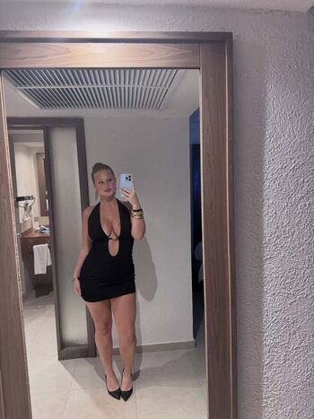 Lily wright leaked private photo uncensored HD quality