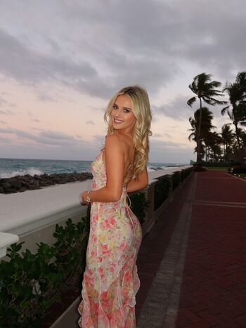 Lindsay brewer  page leaked private photo uncensored HD quality