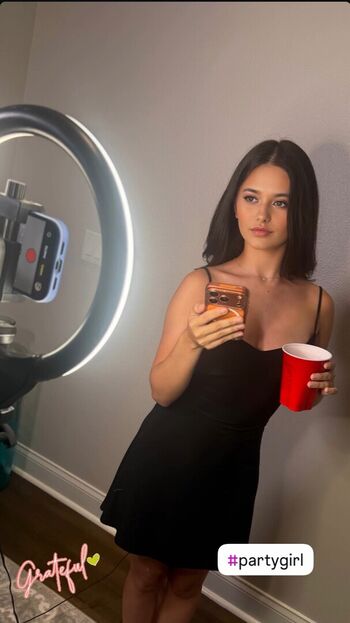 Lindsey lamer page leaked private photo uncensored HD quality