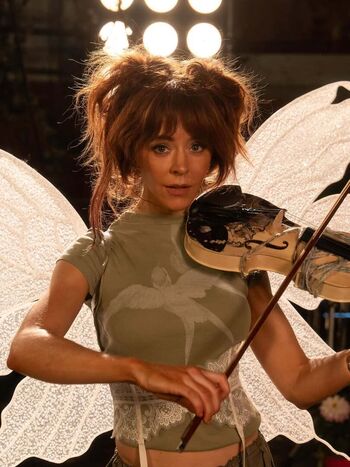 Lindsey stirling  page leaked private photo uncensored HD quality