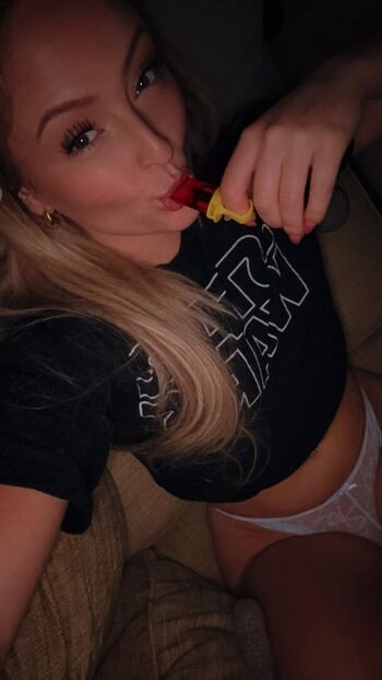 Lindshough leaked private photo uncensored HD quality