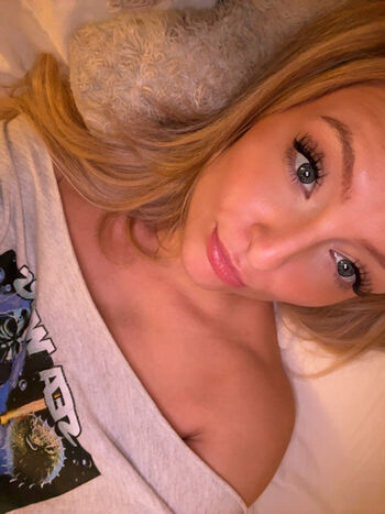 Lindshough leaked private photo uncensored HD quality