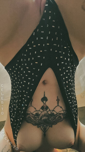 Linspics  page leaked private photo uncensored HD quality