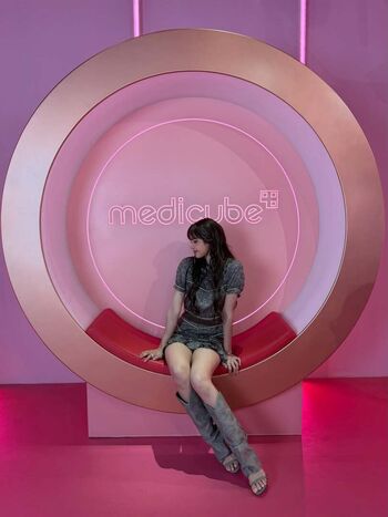 Lisa blackpink page leaked private photo uncensored HD quality