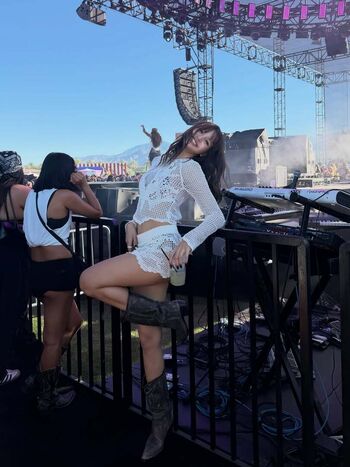 Lisa manoban leaked private photo uncensored HD quality