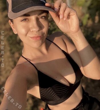Lisa reichardt leaked private photo uncensored HD quality