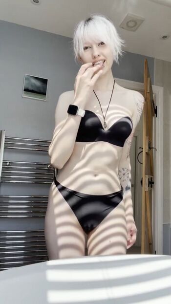 Little emo kitten page leaked private photo uncensored HD quality