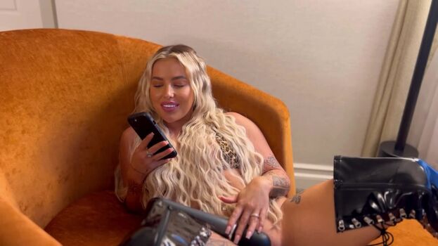 Little louise leaked private photo uncensored HD quality