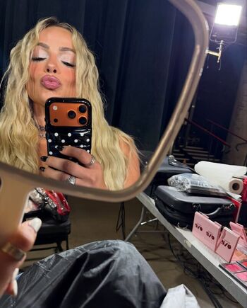Liv morgan  page leaked private photo uncensored HD quality