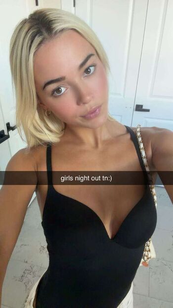 Livvy dunne  page leaked private photo uncensored HD quality
