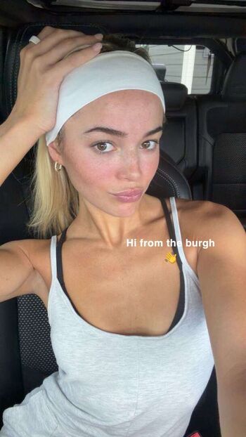 Livvy dunne  page leaked private photo uncensored HD quality
