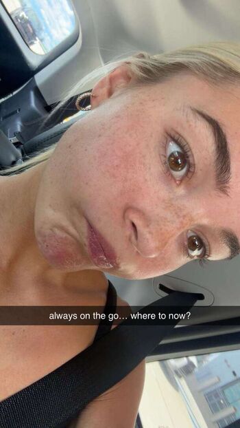 Livvy dunne  page leaked private photo uncensored HD quality
