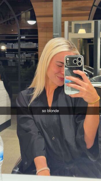 Livvy dunne  page leaked private photo uncensored HD quality