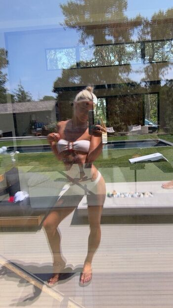 Livvy dunne  page leaked private photo uncensored HD quality