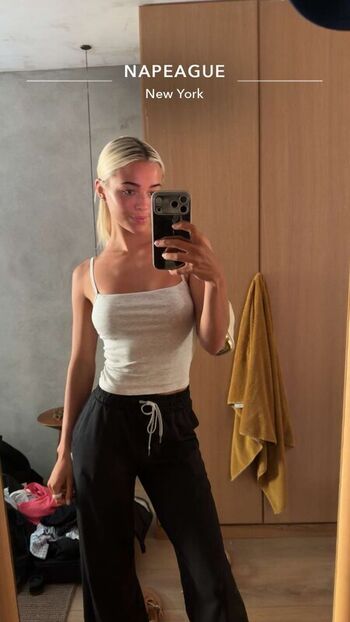 Livvy dunne  page leaked private photo uncensored HD quality