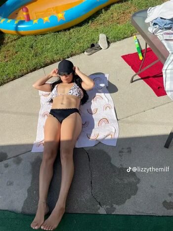 Lizzywurst page leaked private photo uncensored HD quality