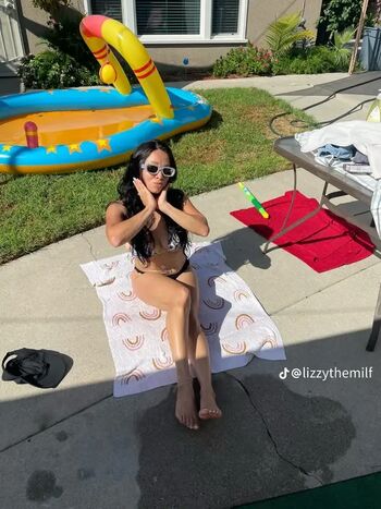 Lizzywurst page leaked private photo uncensored HD quality