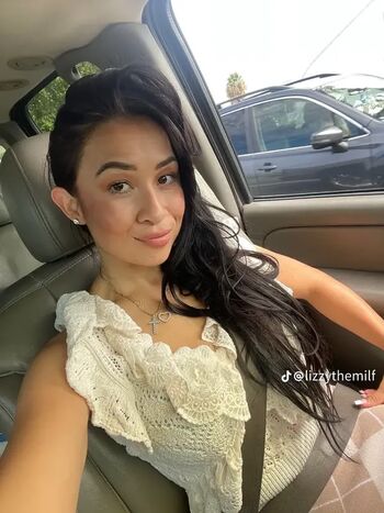 Lizzywurst page leaked private photo uncensored HD quality