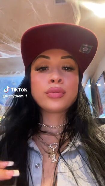 Lizzywurst leaked private photo uncensored HD quality