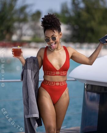 Logan browning page leaked private photo uncensored HD quality
