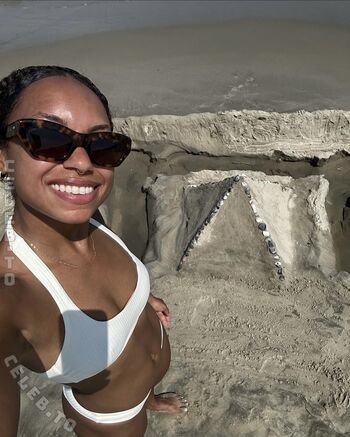 Logan browning page leaked private photo uncensored HD quality