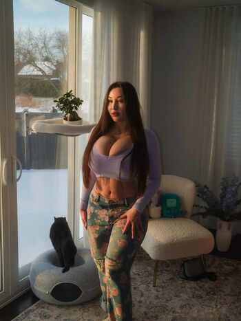 Louisa khovanski  page leaked private photo uncensored HD quality