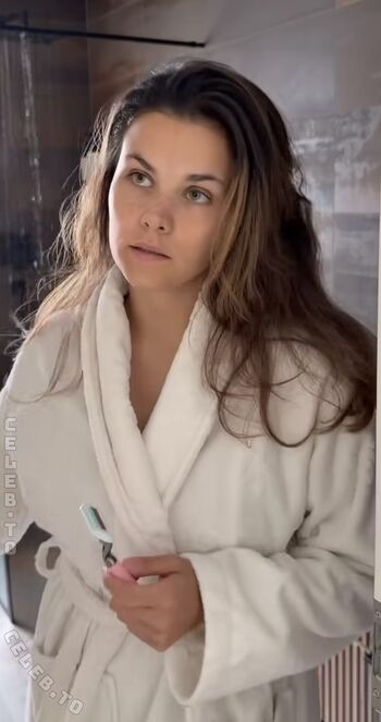 Louisa masciullo leaked private photo uncensored HD quality