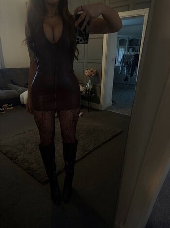 Louiselaingx page leaked private photo uncensored HD quality