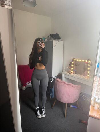 Louiselaingx page leaked private photo uncensored HD quality