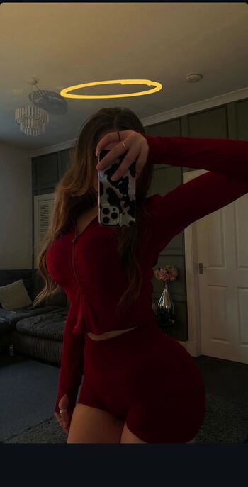 Louiselaingx page leaked private photo uncensored HD quality