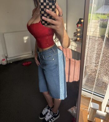 Louiselaingx leaked private photo uncensored HD quality