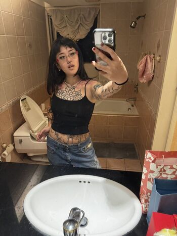 Lowpolygoon leaked private photo uncensored HD quality