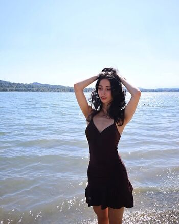 Lucrelisa  page leaked private photo uncensored HD quality