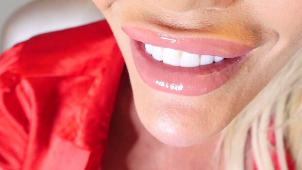 Lucy zara leaked private photo uncensored HD quality