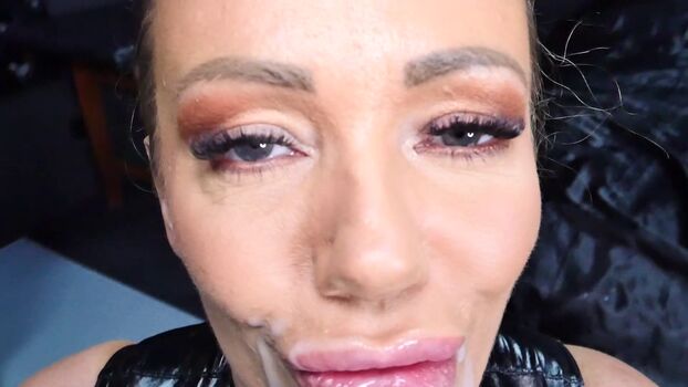 Lucy zara leaked private photo uncensored HD quality