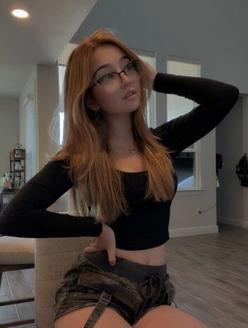 Lyssaurora page leaked private photo uncensored HD quality