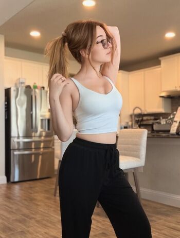 Lyssaurora page leaked private photo uncensored HD quality