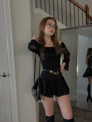 Lyssaurora page leaked private photo uncensored HD quality