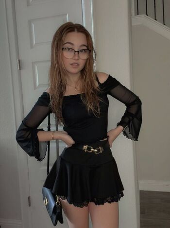 Lyssaurora page leaked private photo uncensored HD quality